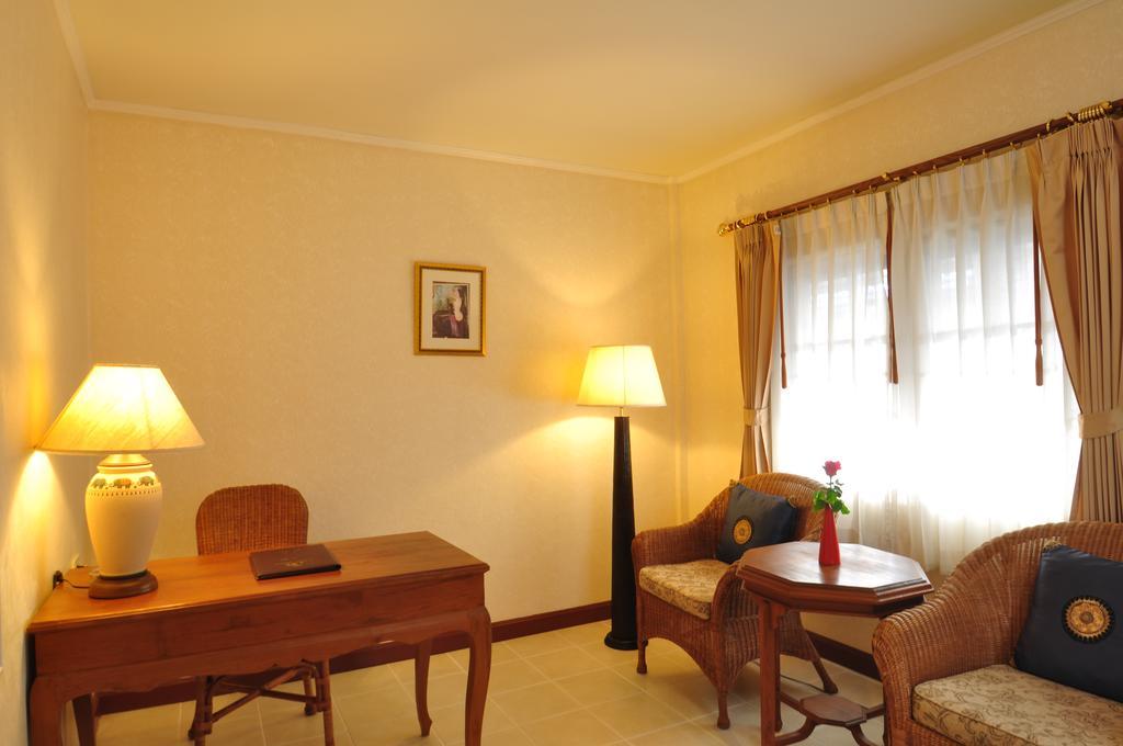 Sabai Resort Pattaya Ngoại thất bức ảnh